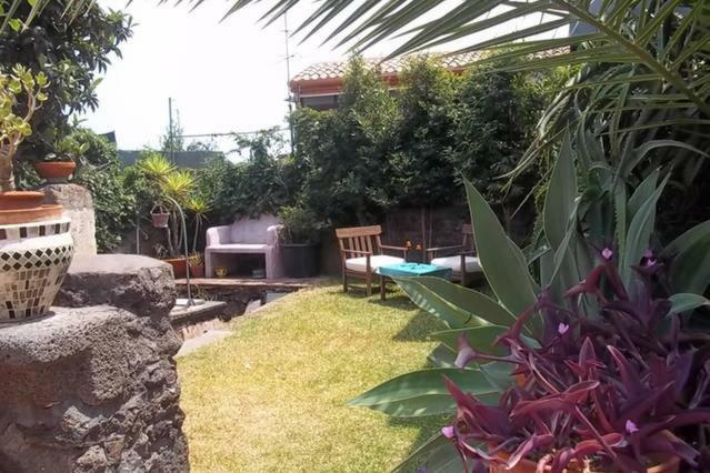 Le Casette Nel Borgo Hotel Acireale Exterior photo