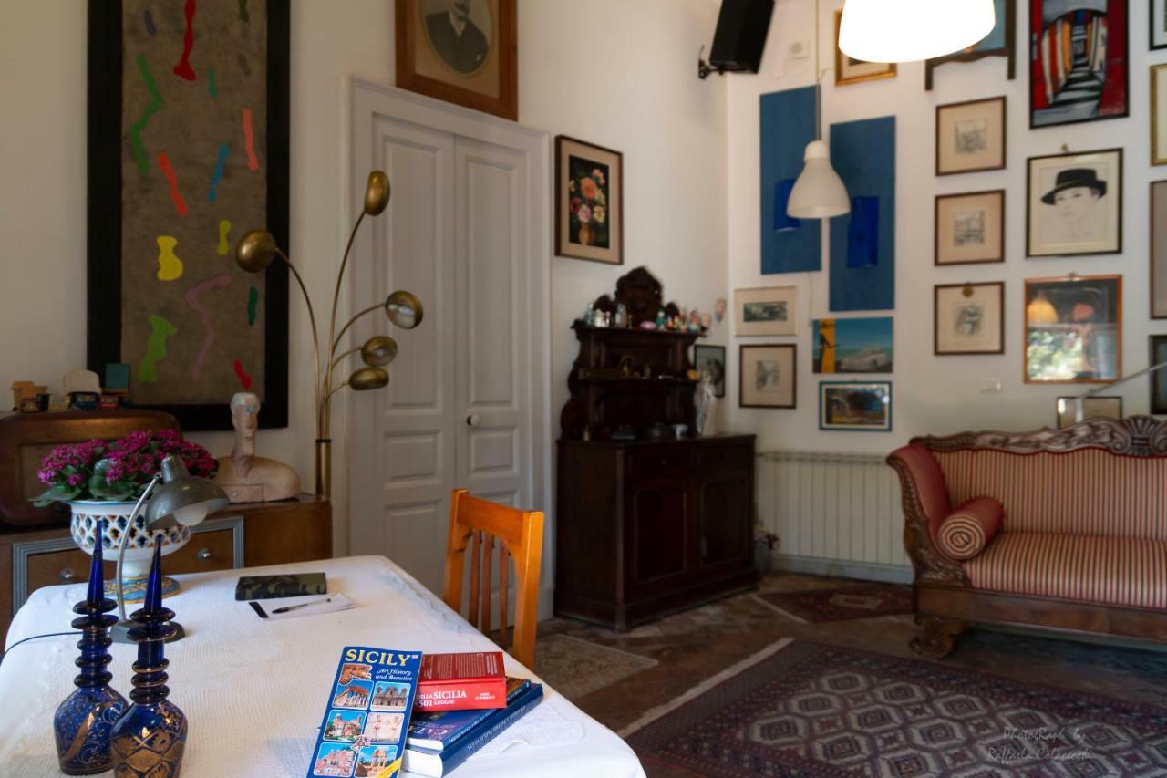 Le Casette Nel Borgo Hotel Acireale Exterior photo